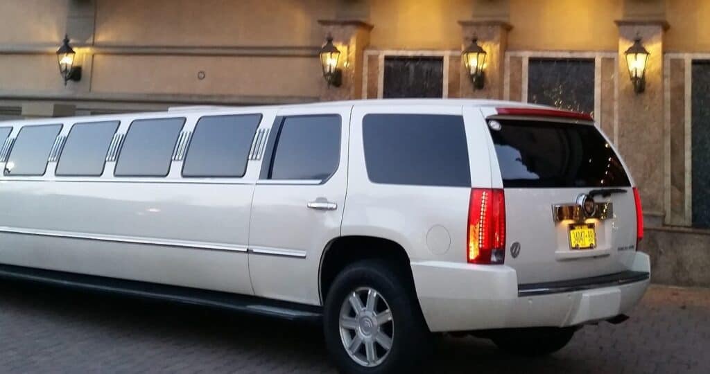 Book Limousine for Prom in NYC